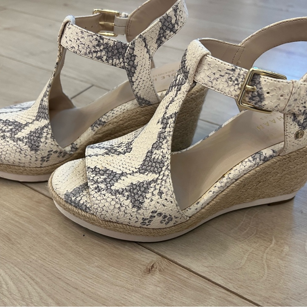 Cole Haan Snake Skin patterned wedges - Sz 6 - EUC!